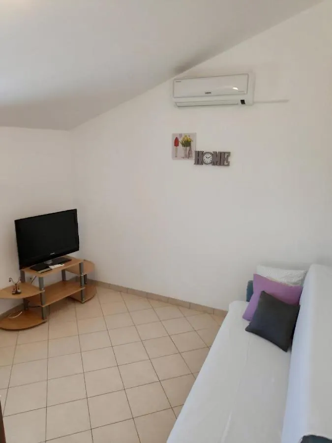 Apartments Mario Biograd Na Moru
