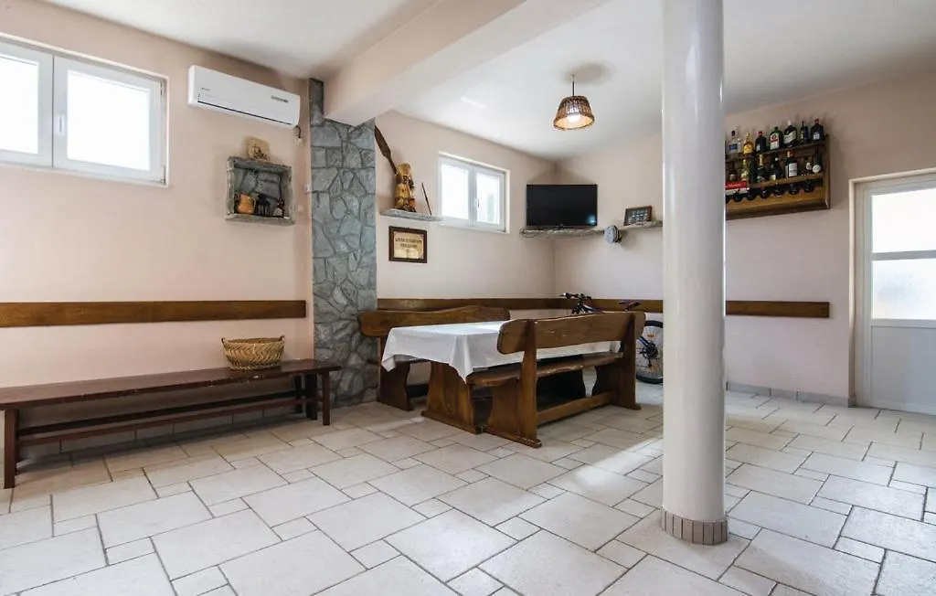 Apartments Mario Biograd Na Moru