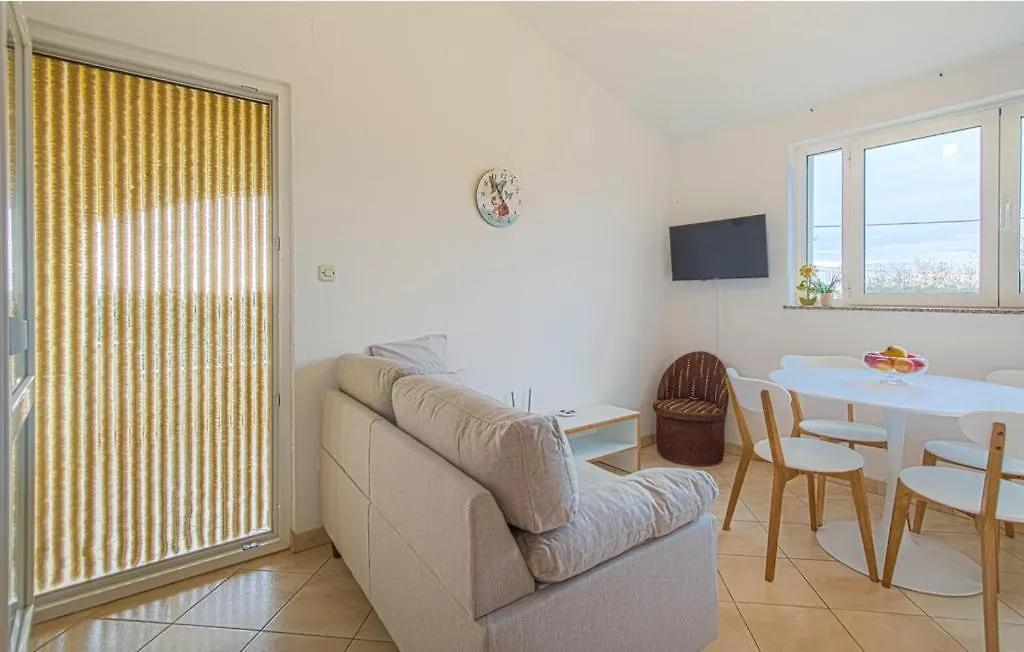 Apartments Mario Biograd Na Moru