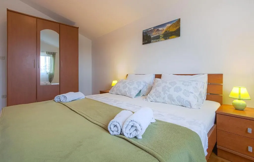 Apartments Mario Biograd Na Moru